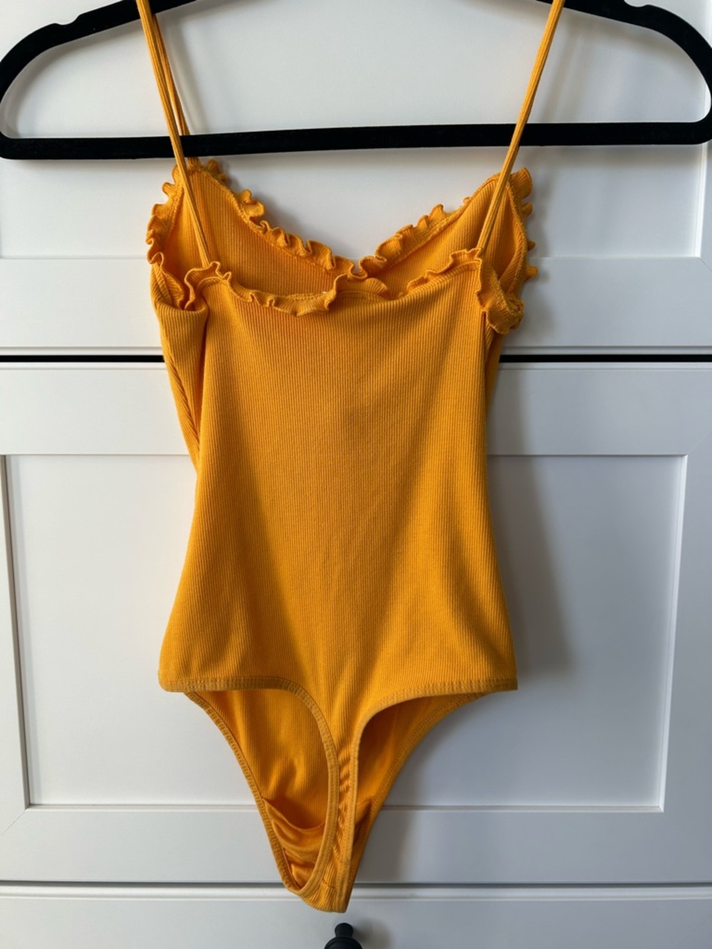 Wilfred Golden Yellow Ribbed Ruffle-Edge Bodysuit - Picture 5 of 9